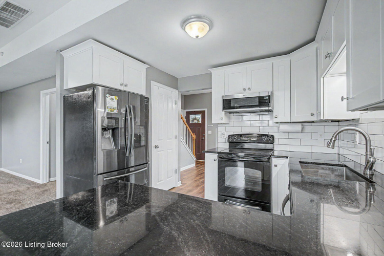 Listing Image 13