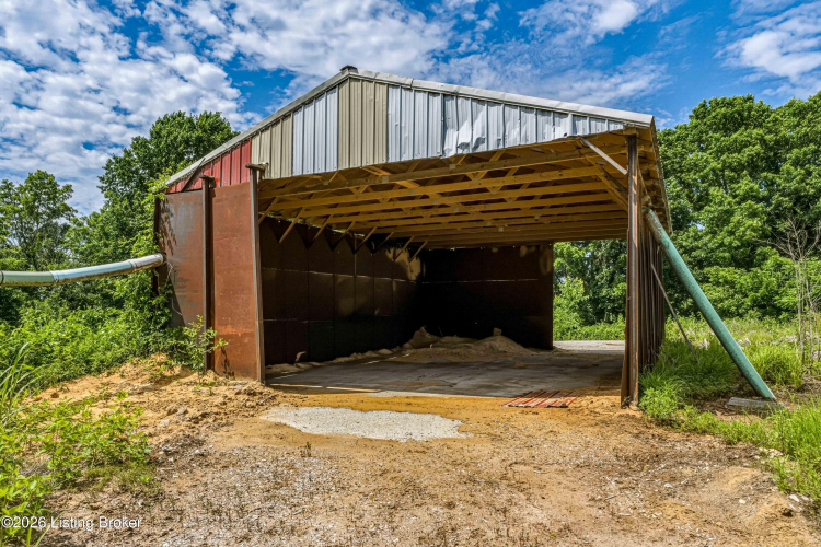 Listing Image 38