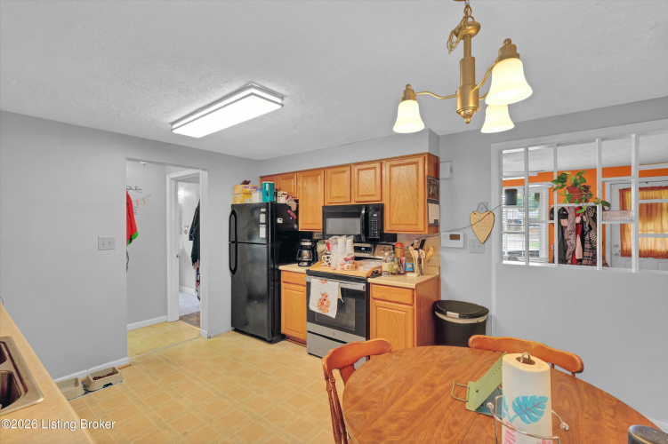 Listing Image 16