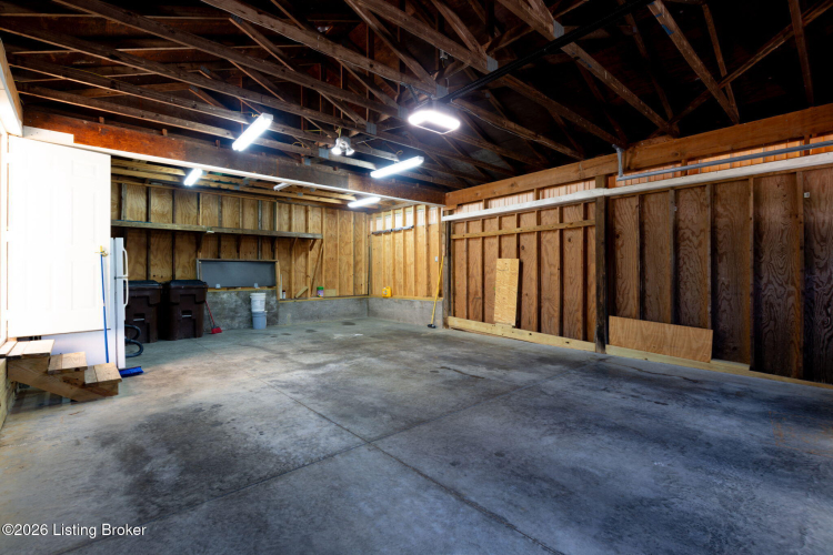 Listing Image 48