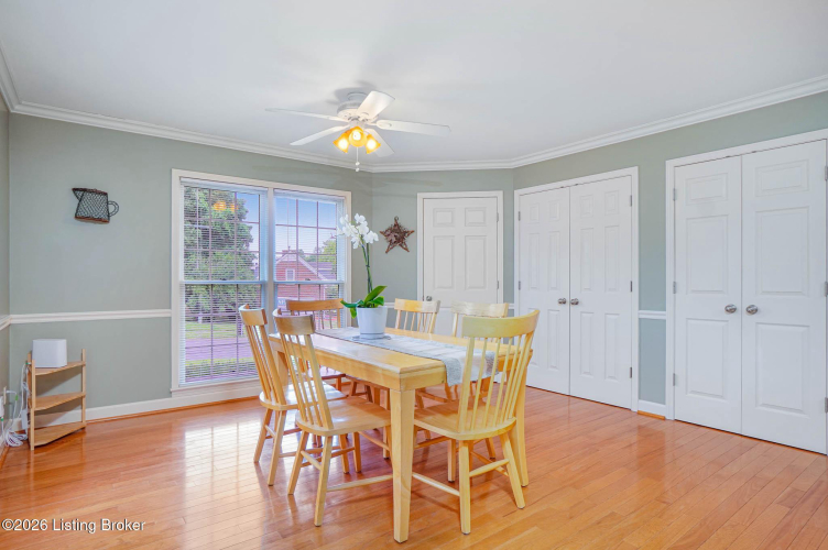 Listing Image 17