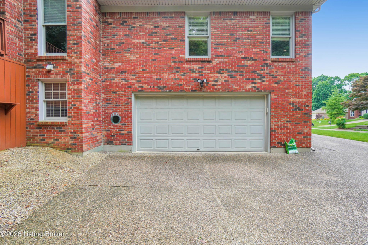 Listing Image 50