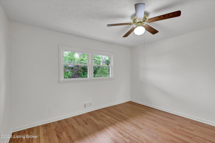 Listing Image 56