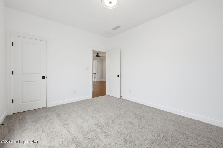 Listing Image 30