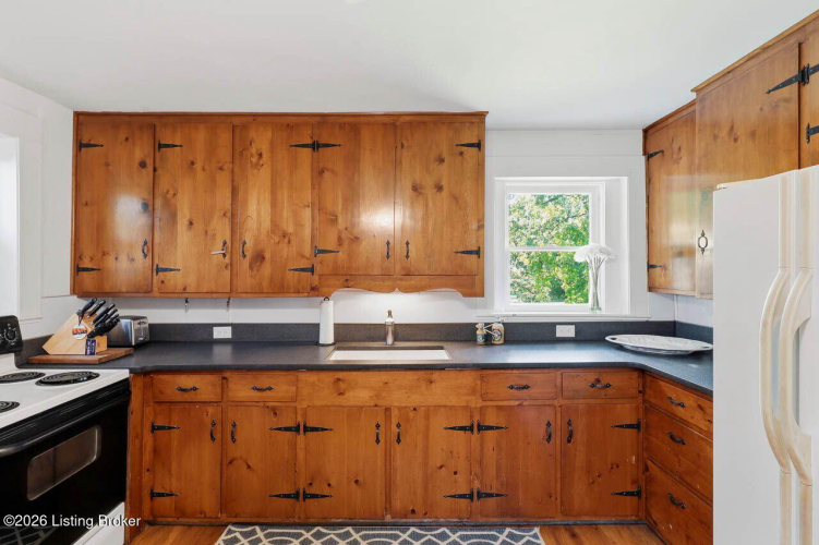 Listing Image 21