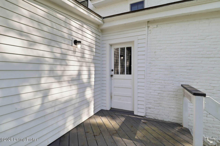 Listing Image 44