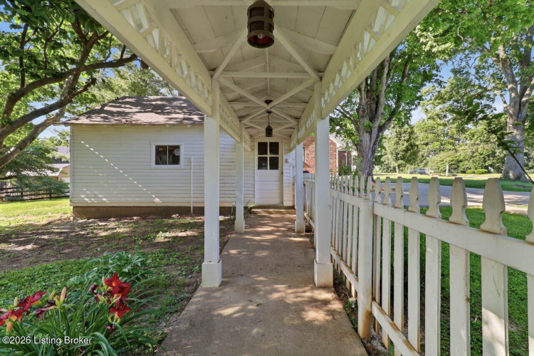 Listing Image 48