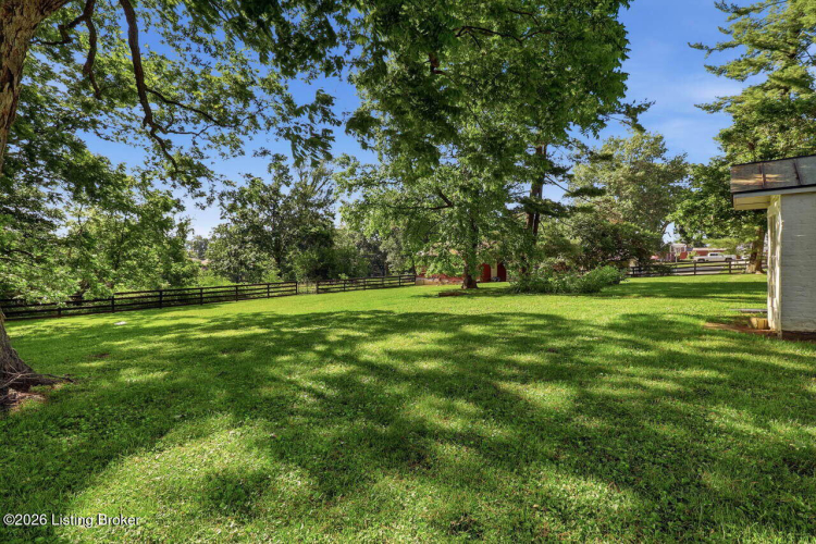 Listing Image 52