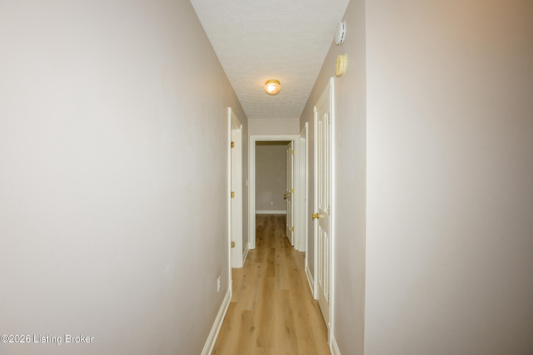 Listing Image 60