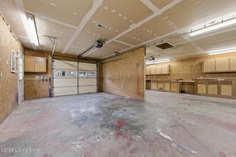 Listing Image 38