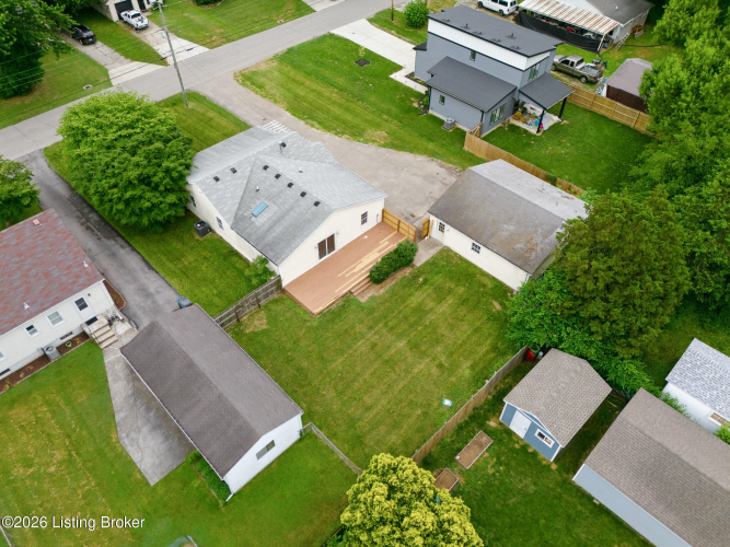 Listing Image 5