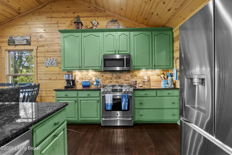 Listing Image 21