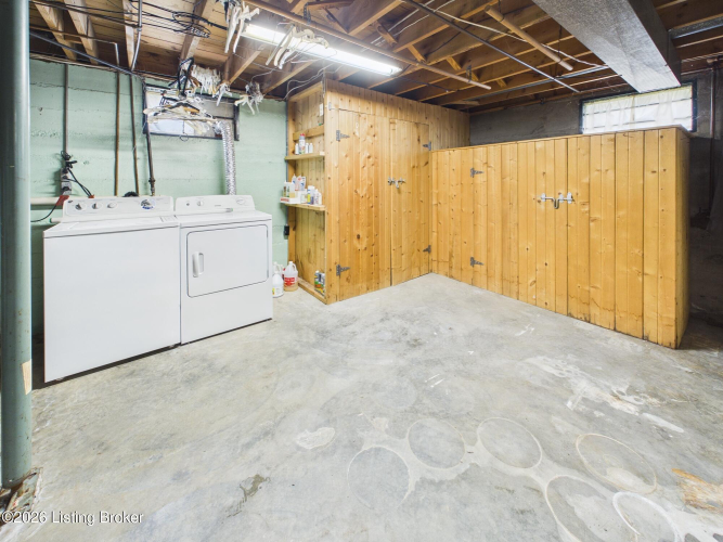 Listing Image 20