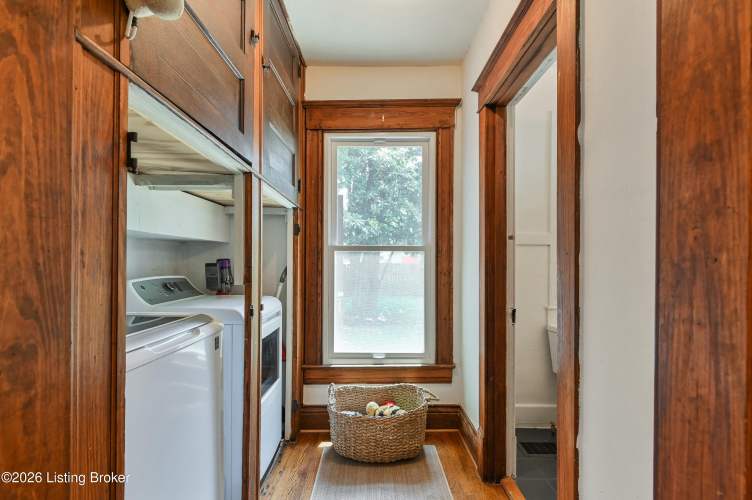 Listing Image 14