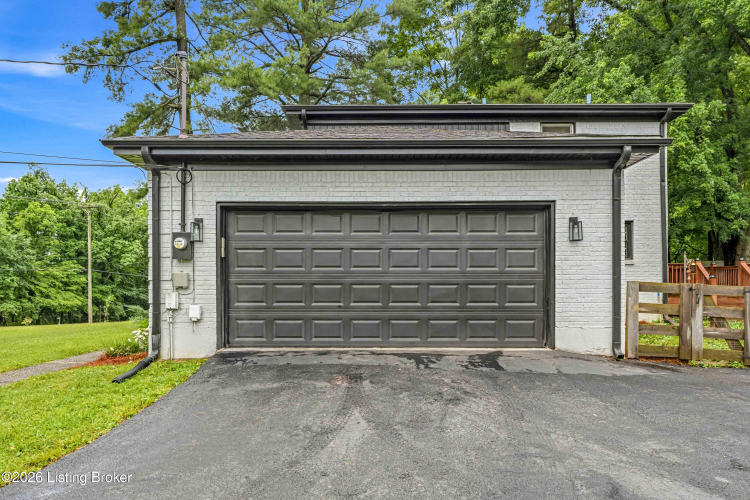 Listing Image 57
