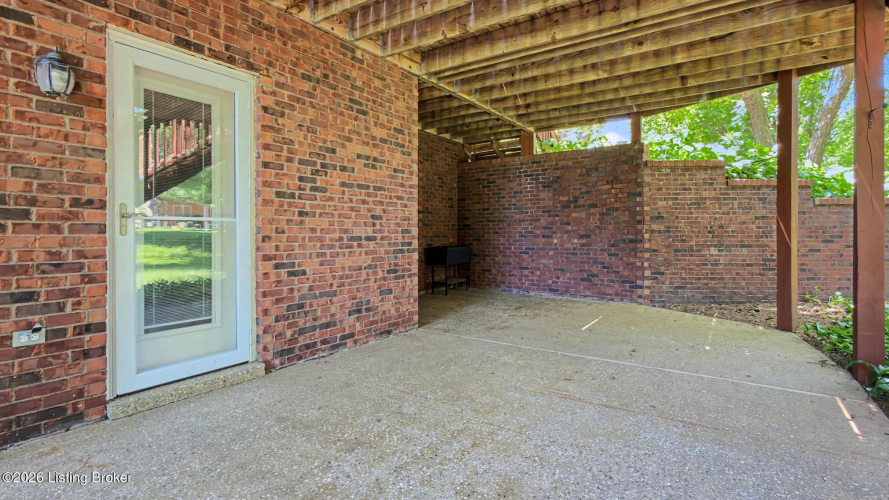 Listing Image 46