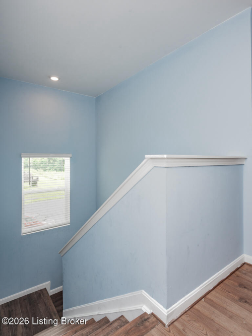 Listing Image 27