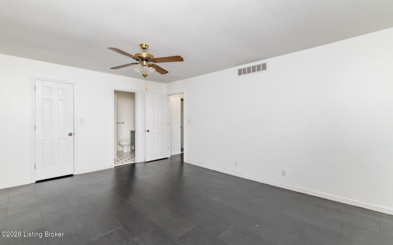 Listing Image 55