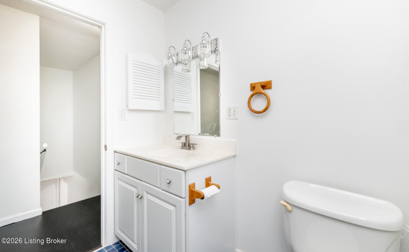 Listing Image 80