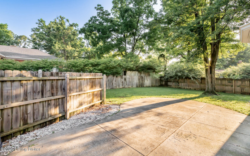 Listing Image 10