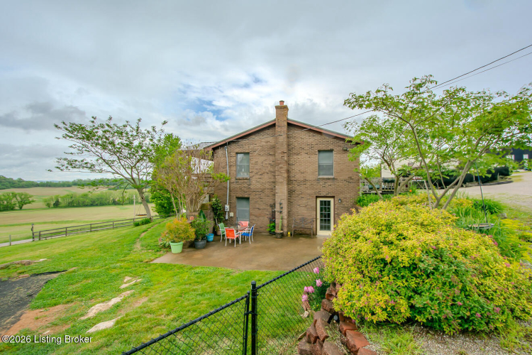 Listing Image 50