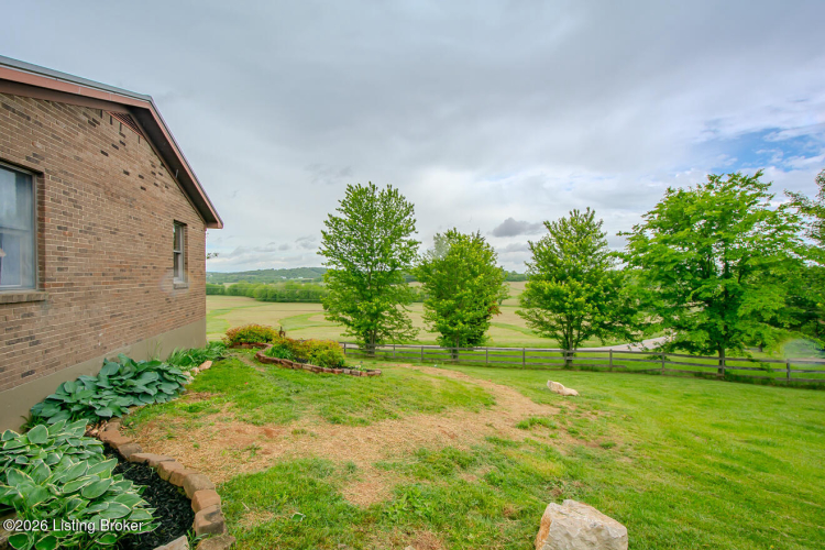 Listing Image 54