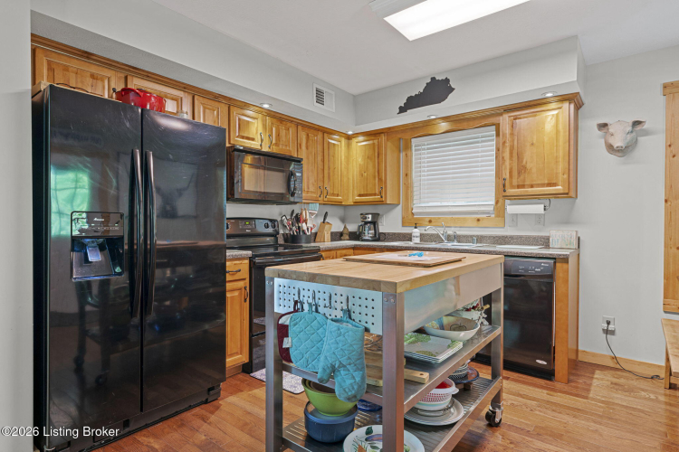 Listing Image 21
