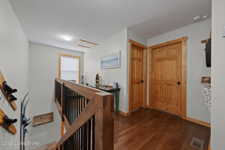 Listing Image 33