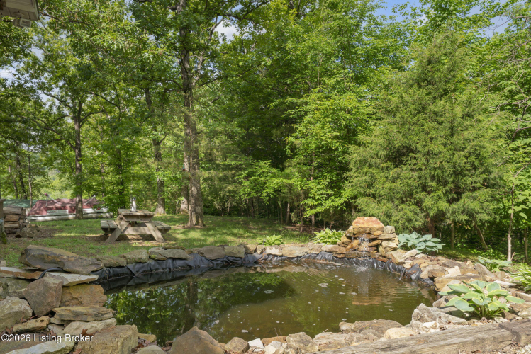 Listing Image 10
