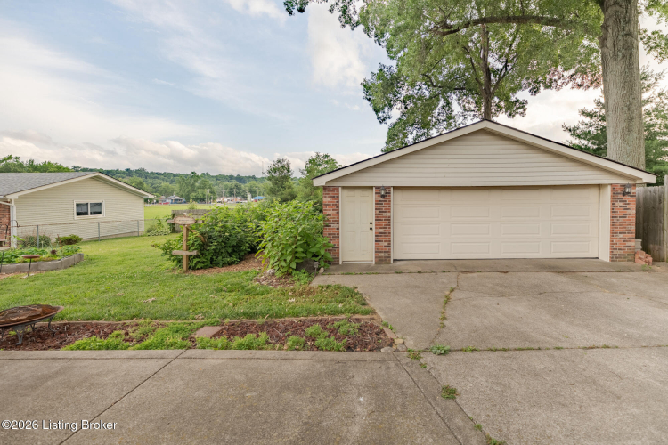 Listing Image 32