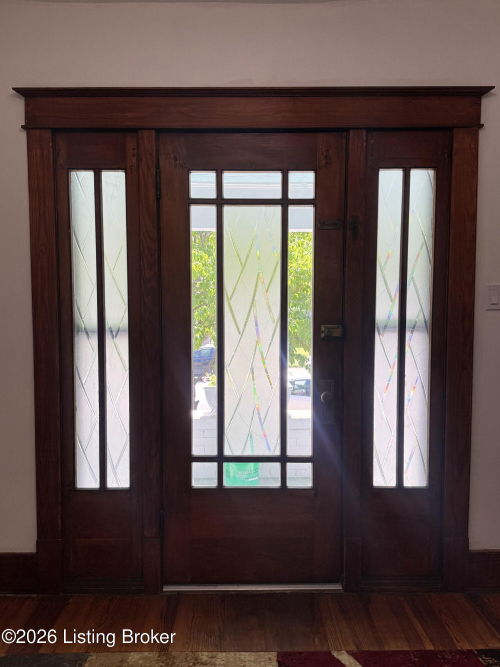 Listing Image 10