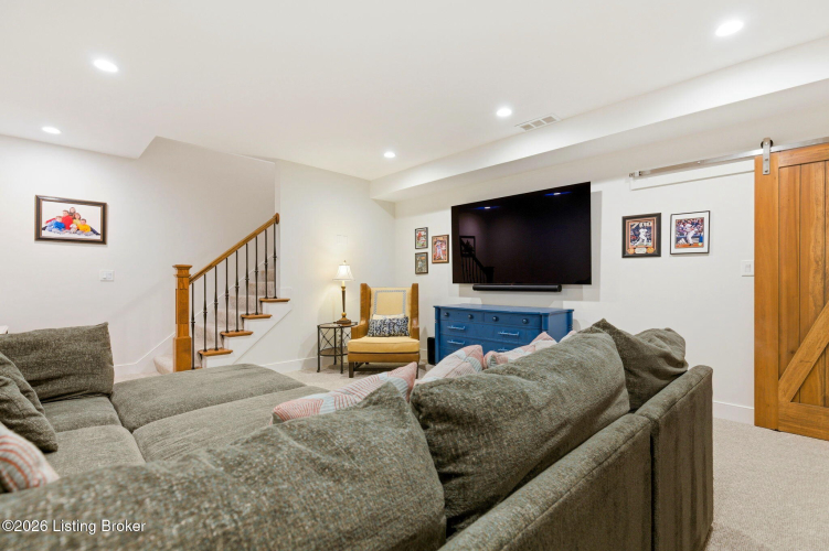 Listing Image 55