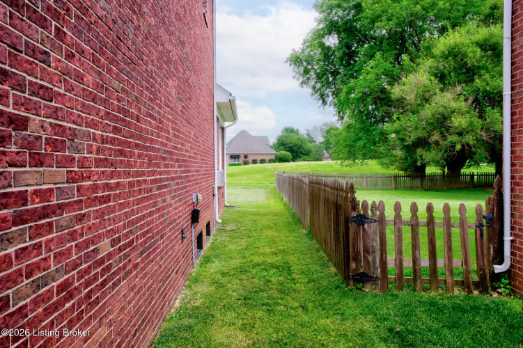 Listing Image 39