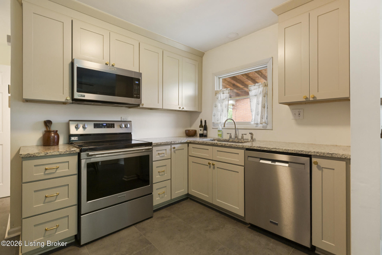 Listing Image 21