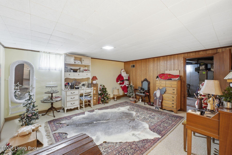 Listing Image 28