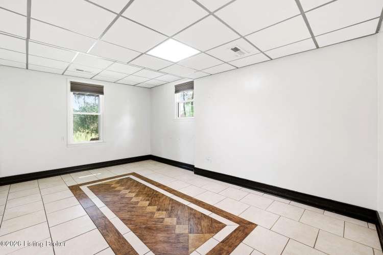 Listing Image 55