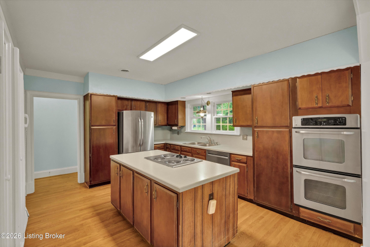 Listing Image 14
