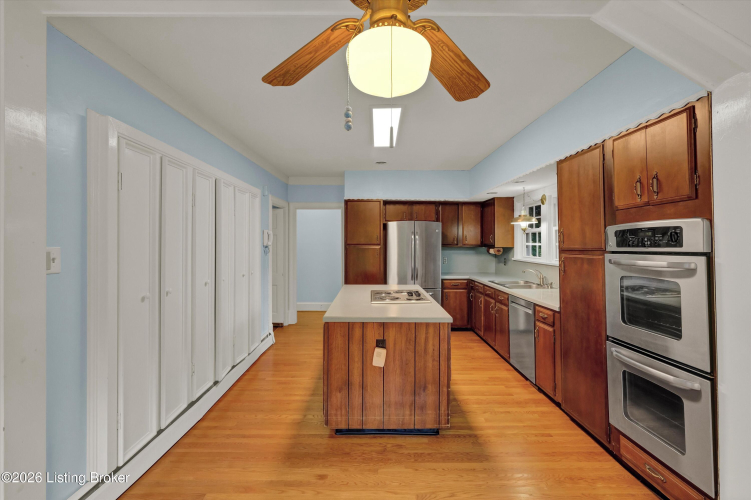 Listing Image 18