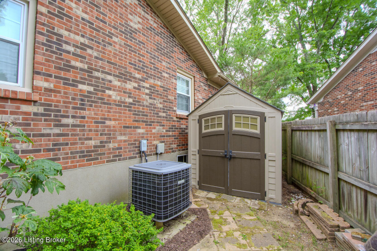 Listing Image 37