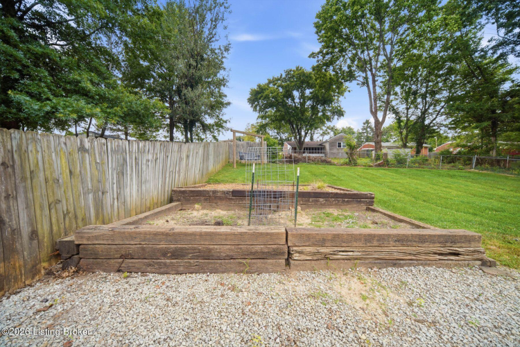 Listing Image 44