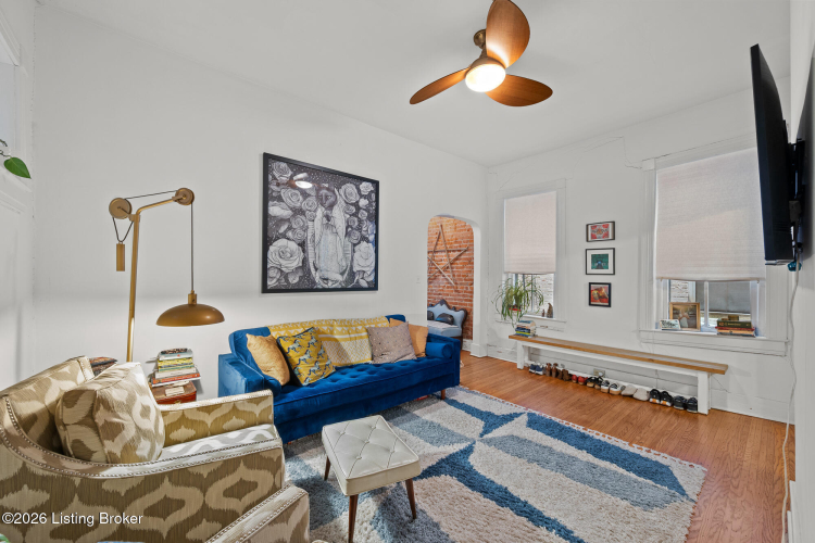 Listing Image 14