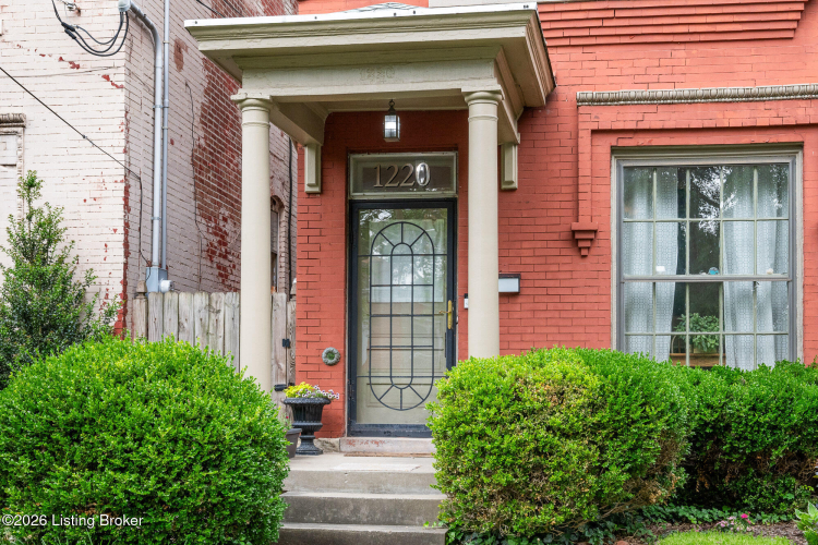 Listing Image 3