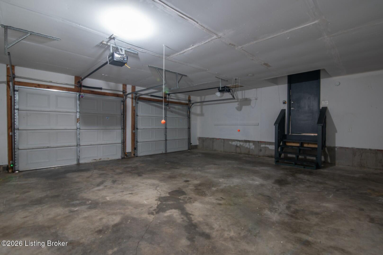 Listing Image 63