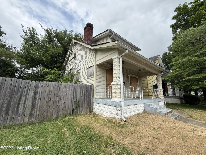 Listing Image 3