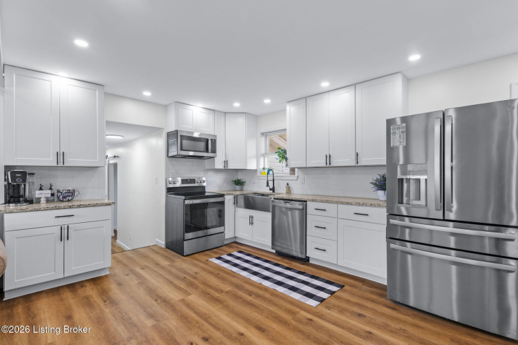 Listing Image 13