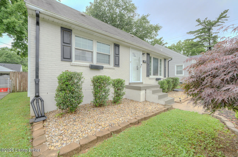Listing Image 44