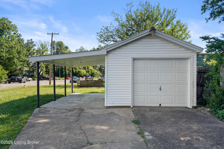Listing Image 24