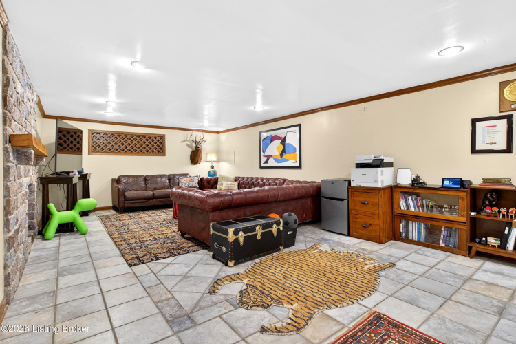 Listing Image 53