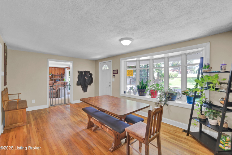 Listing Image 55