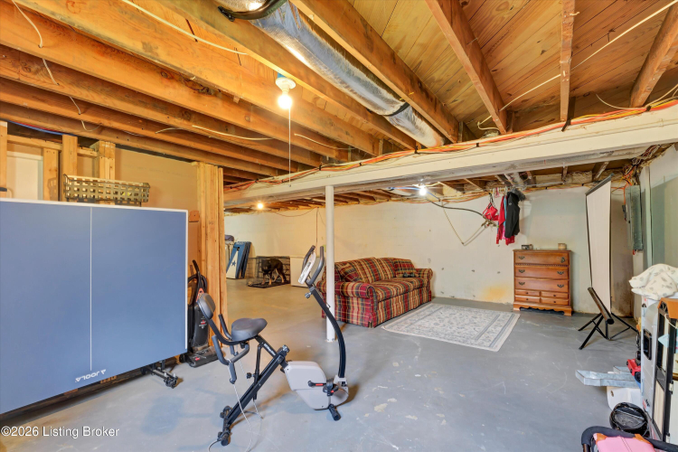 Listing Image 82